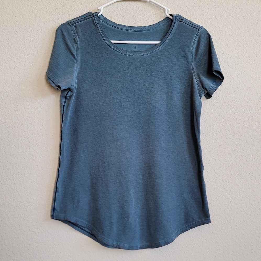 Lululemon Love Crew *Fade Pima Cotton, size 4